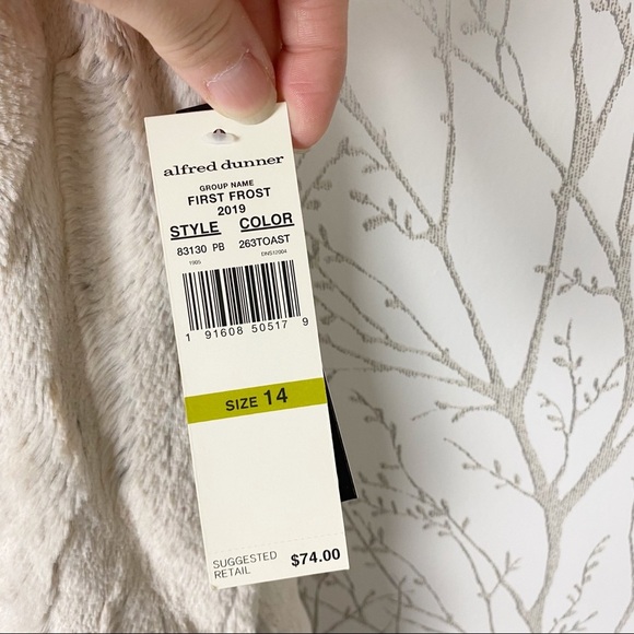 ALFRED DUNNER Reversible Faux Fur First Frost Vest NWT 14 Soft Warm - Picture 16 of 16